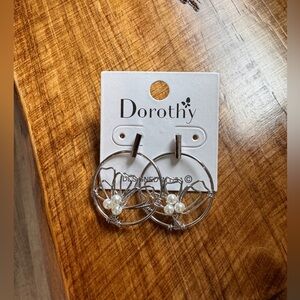 Dorothy Earrings NWT New Silver Color w Pearl like accents